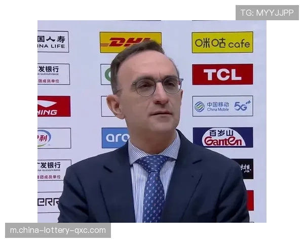 乌戈巧妙利用莫兰德策应 辽宁前场篮板优势奠定逆转基础 乌戈巧妙利用莫兰德策应 辽宁前场篮板优势奠定逆转基础