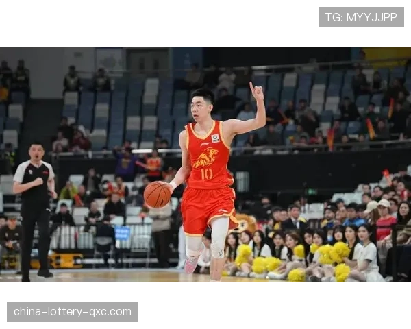 威廉姆斯抵达南京与广厦合练 预计对阵同曦迎来CBA首秀